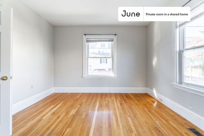 Photo - Room in Shared 3 bed/1 bath home