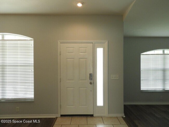 Foto del edificio - 1535 Heartwellville St NW