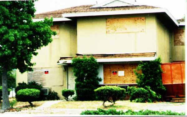 Building Photo - 2360 N Towne Ave
