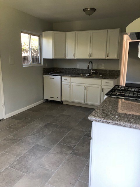 Foto principal - 3500 Roosevelt St