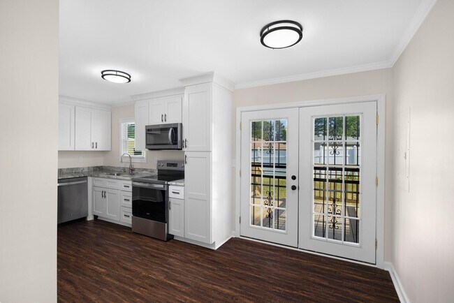 Building Photo - 153 Seven Pines
