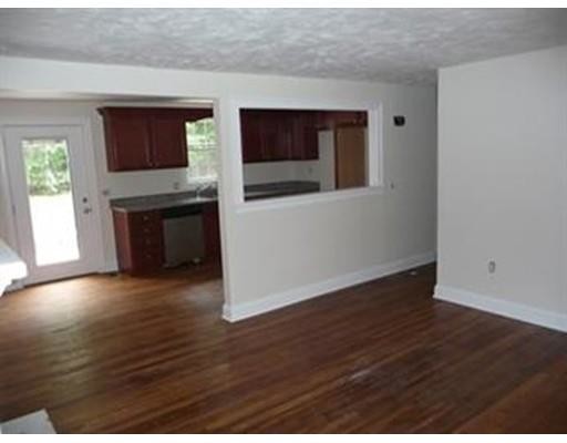 Building Photo - 74 S Meadow Rd