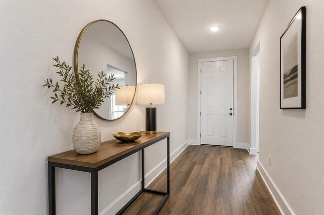 Foto del edificio - 779 Founders Ridge