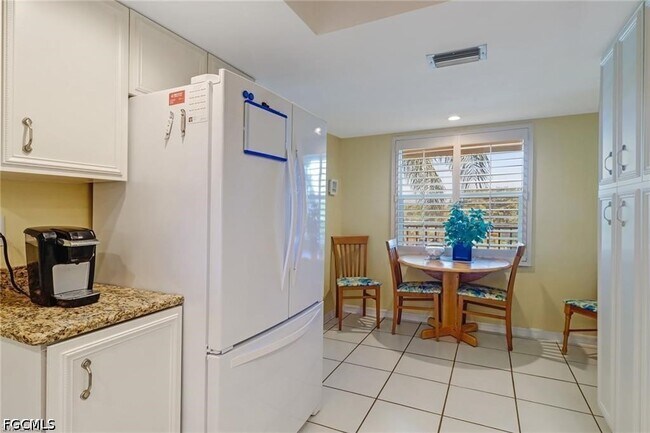 Foto del edificio - 12641 Kelly Sands Way