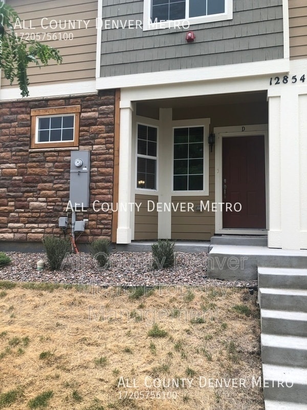 Building Photo - 12854 Jasmine St