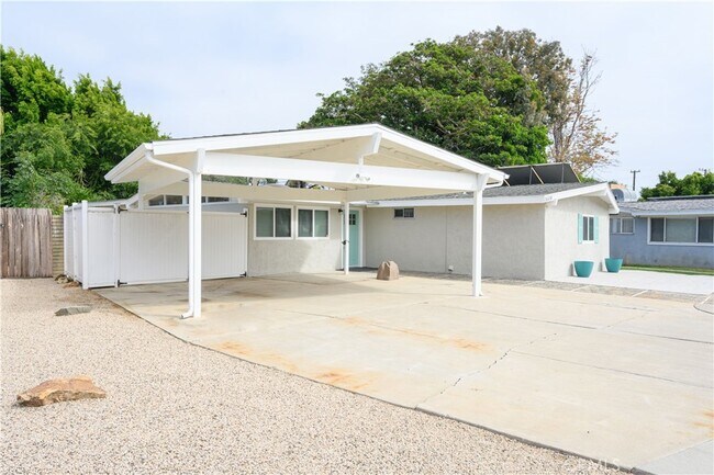 Building Photo - 2608 Willo Ln