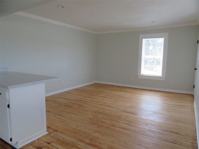 Foto del edificio - 5611 Lawson St