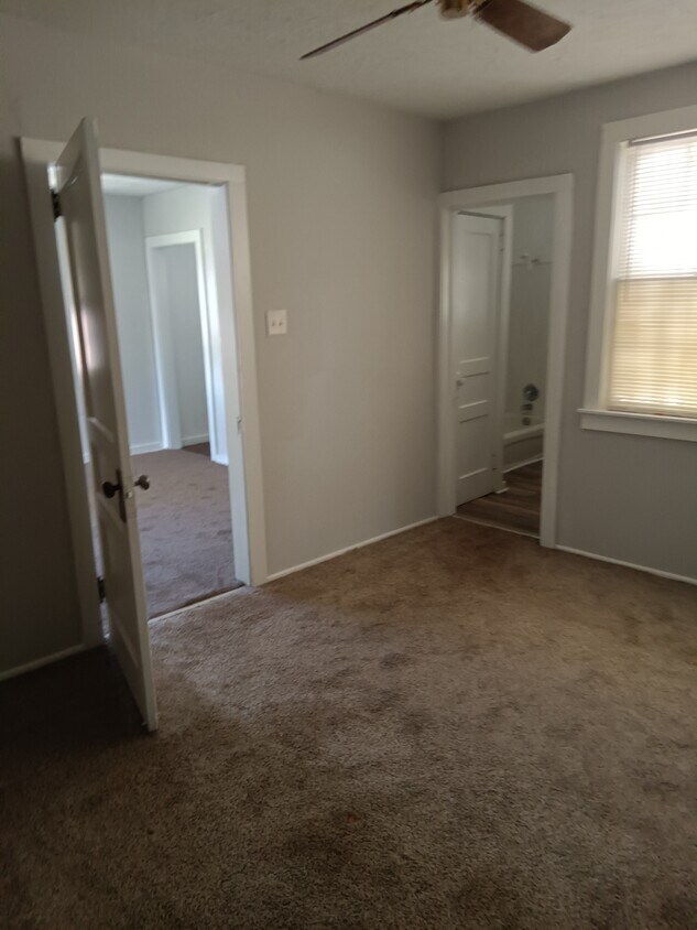 Foto principal - 2442 Ridgewood Rd