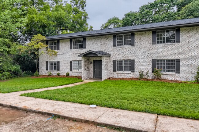 Foto del edificio - Room in Apartment on Cleveland St