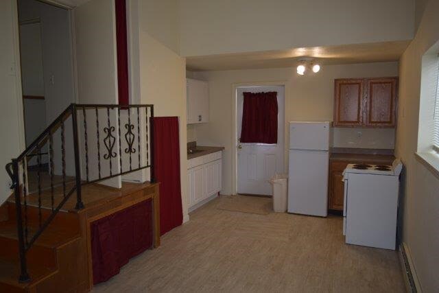 Building Photo - 1579 Valarian St
