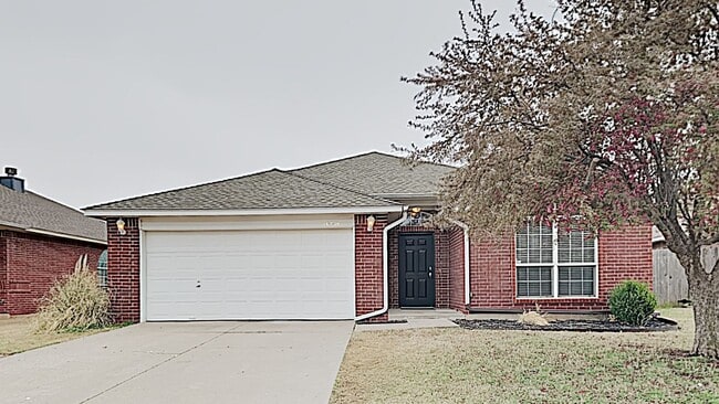 Building Photo - 4 Bedroom 2 Bath in Deer Creek Schools- Ga...