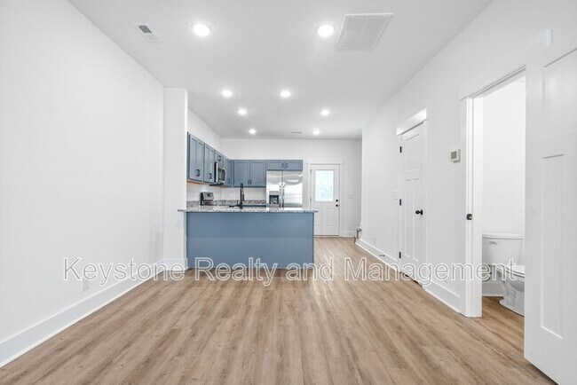 Foto del edificio - 103 Front Rdg Cir