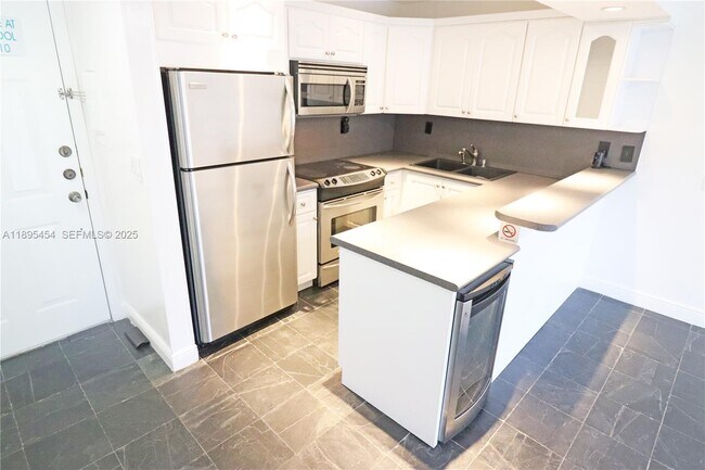 Foto del edificio - 9301 SW 92nd Ave