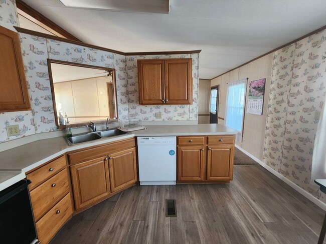 Foto del edificio - Wonderful County Home