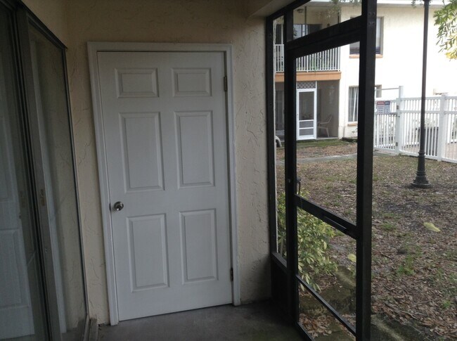 Foto del edificio - Great 2 Story 2 Bedroom 2.5 Bathroom Condo...