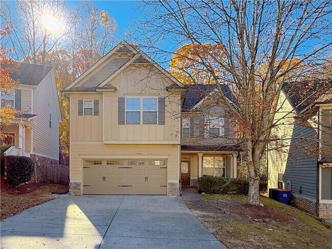 Building Photo - 636 Royal Crest Ct