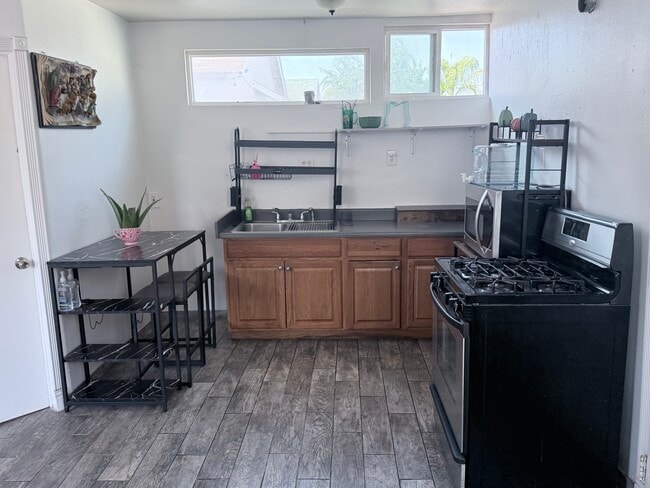 Foto del edificio - 1150 N 9th St