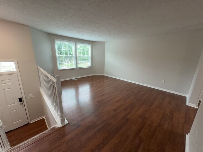 Foto del edificio - 3763 Spring Mill Way