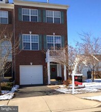 Building Photo - 9700 Kennoway Ct