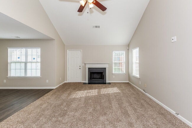 Building Photo - 3034 Robin Terry Ct