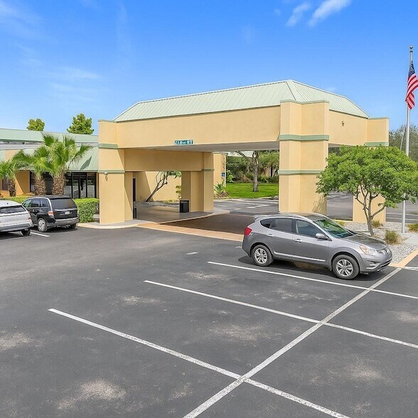 Foto del edificio - 910 Suemac Rd