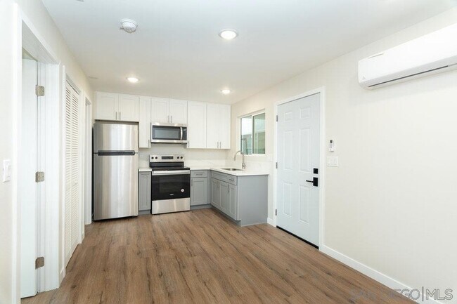 Foto del edificio - 1642 C Ave