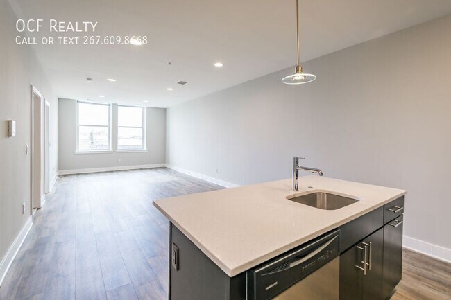 Building Photo - 1607 Catharine St