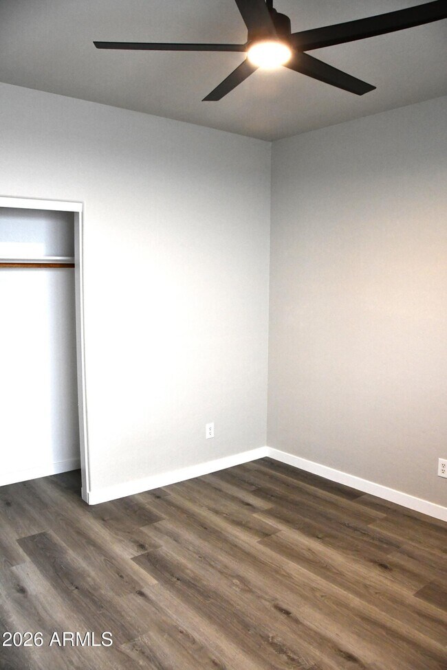 Foto del edificio - 8787 W Gardenia Ave
