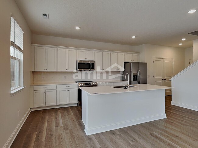 Foto del edificio - 216 Deanscroft Dr