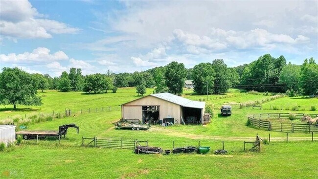 Foto del edificio - 333 GA-11