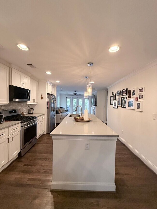 Foto del edificio - 1753 Flat Shoals Rd SE