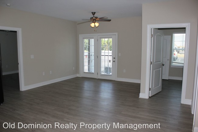 Building Photo - 2 br, 2 bath House - 151 Howard Lane Apt 303