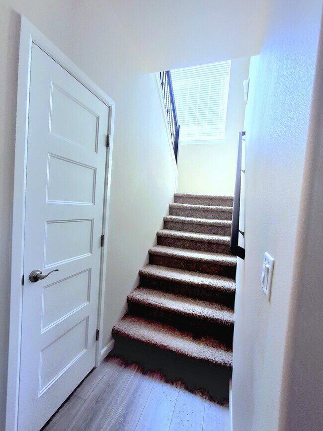 Foto del edificio - 4946 Skylark St NE