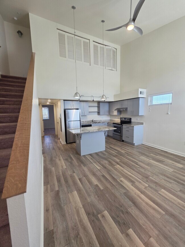 Cocina y sala de estar - Kestrel Mixed Age Community