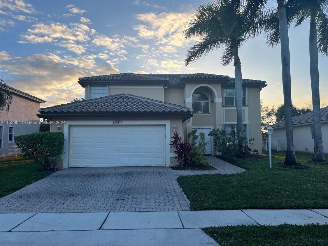 Primary Photo - 1072 NW 139th Terrace