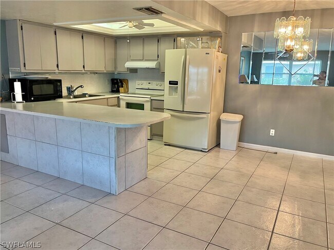 Foto del edificio - 3719 SE 9th Pl
