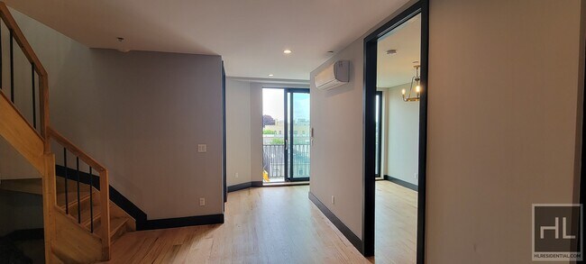 Foto del edificio - 169 HULL STREET