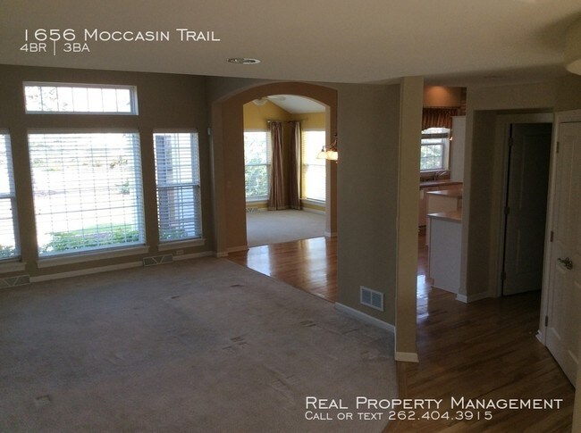 Building Photo - Beautiful 4 Bedroom Single Family Home
