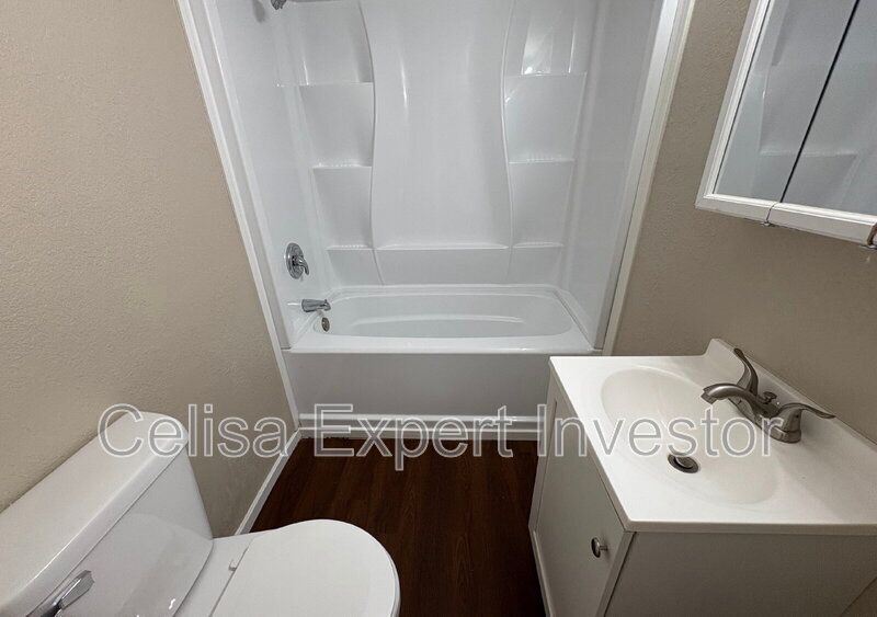 Foto del edificio - 2506 Miner St