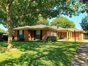 Building Photo - 6556 St Moritz Ave