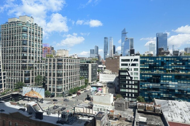 Building Photo - 450 W 17th St