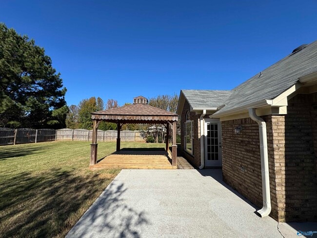 Building Photo - 114 Appleberry Ln