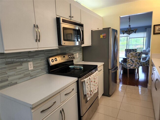 Foto del edificio - 12501 SW 14th St