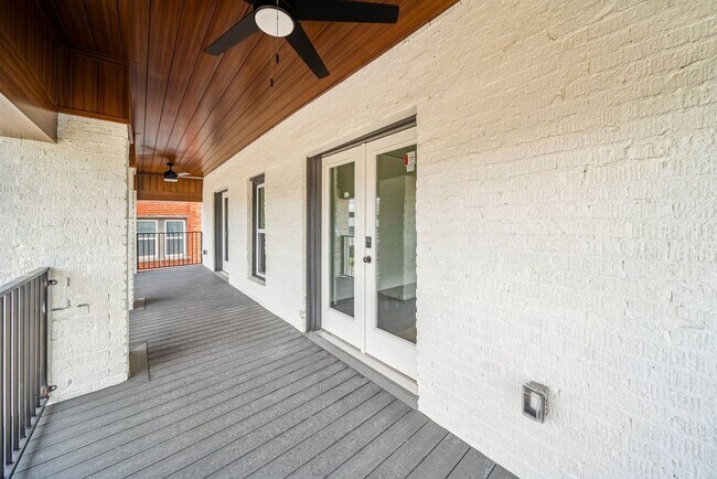 Foto del edificio - 1437 S Peoria Ave