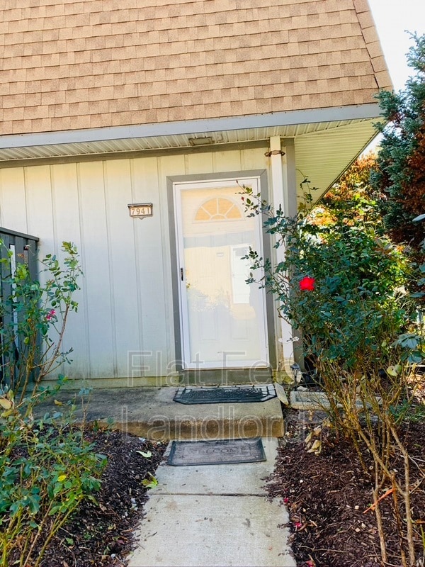 Foto principal - 7941 San Leandro Pl