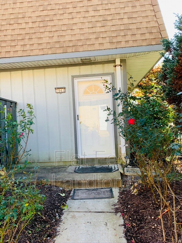 Primary Photo - 7941 San Leandro Pl