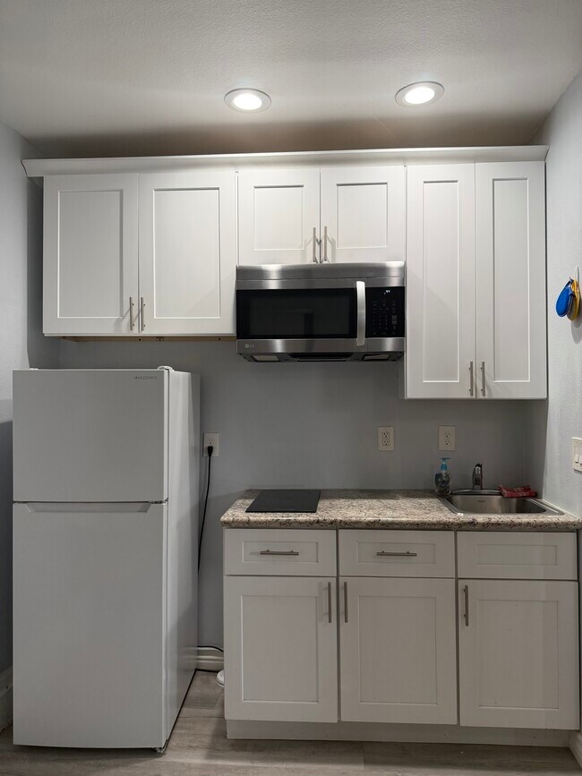 Foto del edificio - 7914 Malvern Ave