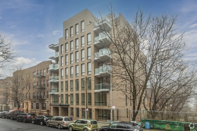 Building Photo - 998-1000 Union St
