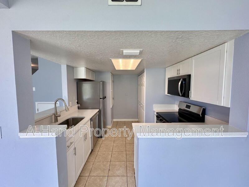 Foto principal - 1314 Washington Palm Loop