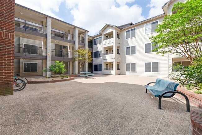 Foto del edificio - 501 W 26th St